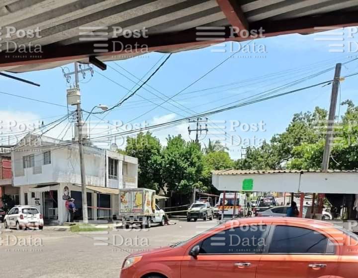 Hombre Es Asesinado Frente A Su Familia En La Colonia 600 Casas En