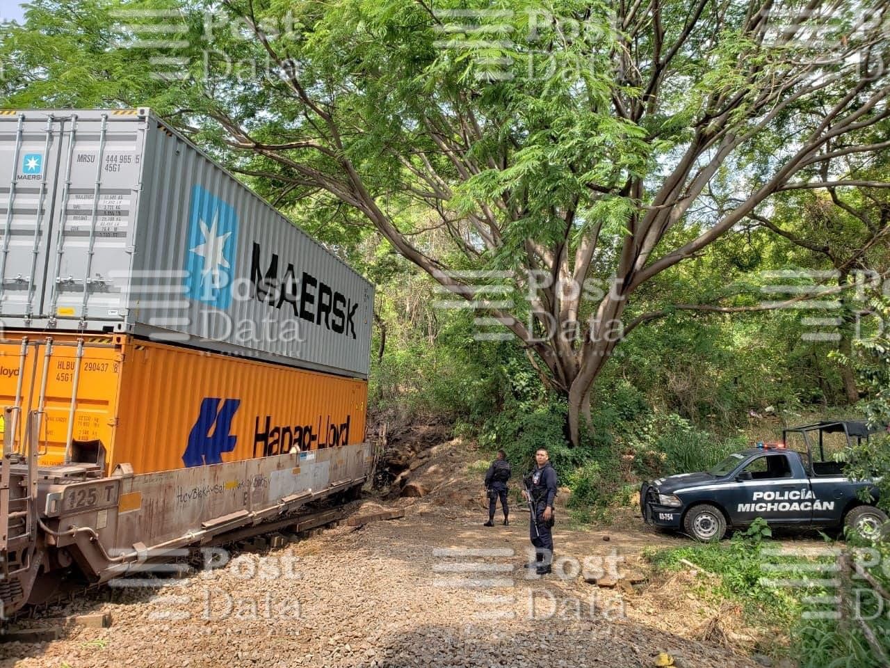 22 Durante la tarde de este lunes tres vagones del ferrocarril se descarrilaron en el municipio de Nuevo Urecho,