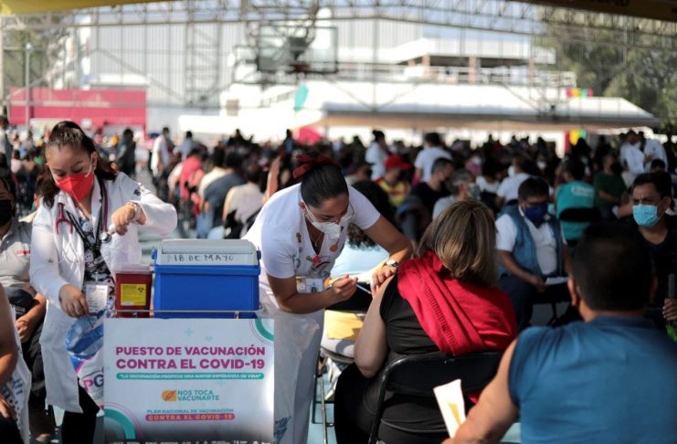 Este miércoles inicia la vacunación de refuerzo a mayores de 40 años en Michoacán
