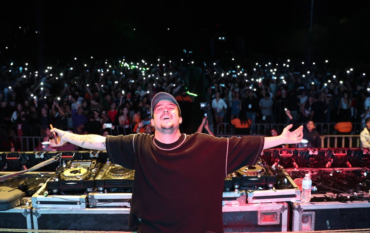 2AE23405-9371-4287-8D83-7F30BB2A8B32