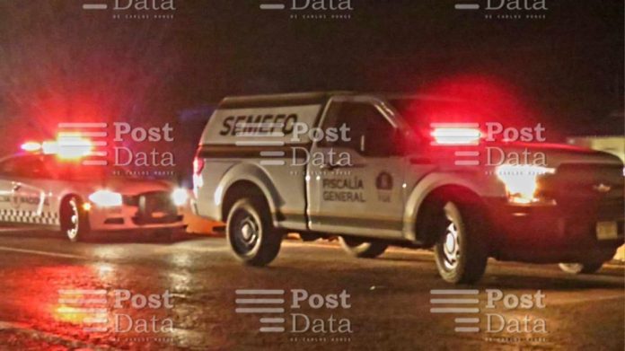 Localizan a hombre asesinado debajo de puente en Apatzingán