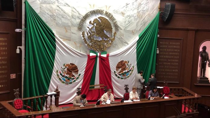 Diputados aprueban reformas para regular rastros municipales y mataderos