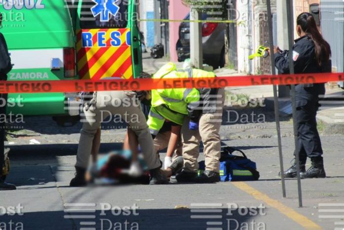 Pareja muere tras ser agredidos a balazos cuando viajaban en una motocicleta Pareja muere tras ser agredidos a balazos cuando viajaban en una motocicleta