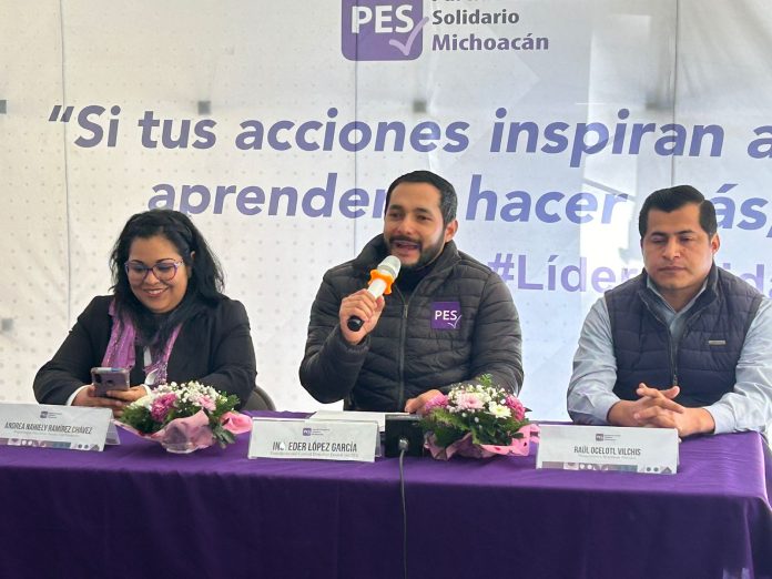 El dirigente estatal del Partido, Eder López García, manifestó que además de la carta de no antecedentes penales, todos los aspirantes firmaron un documento mediante el cual se comprometen a permitir que el organismo político solicite más información a diferentes áreas de seguridad, justicia, así como hacienda