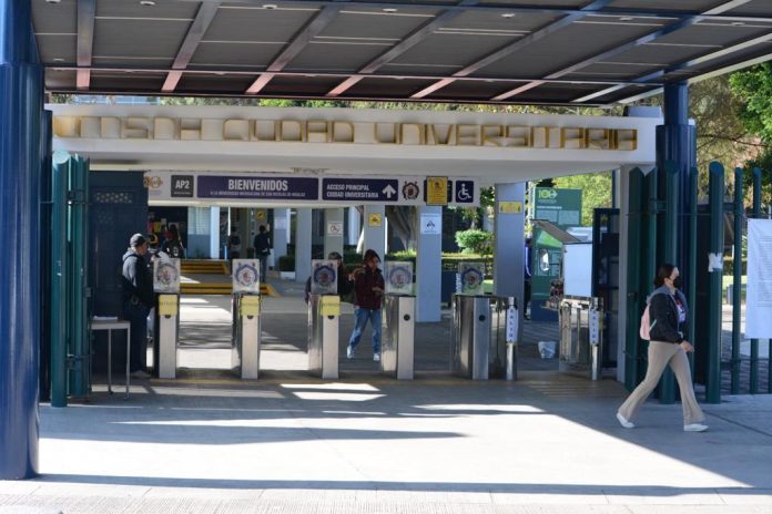 Adquirirá 6 camionetas la UMSNH para traslado a visitas y prácticas profesionales