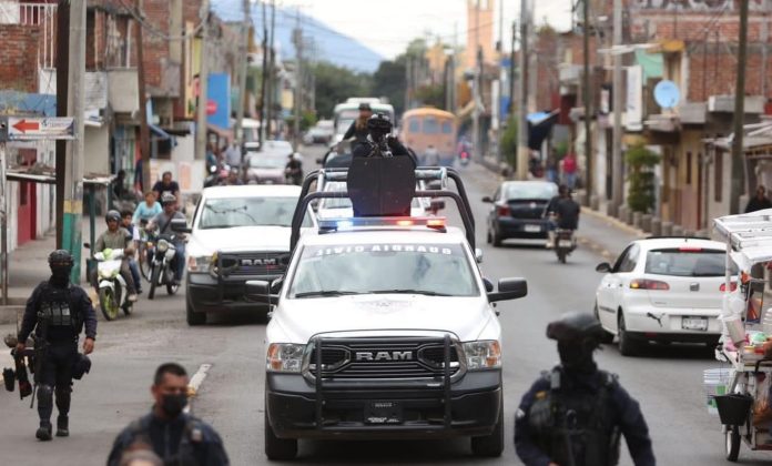 Guardia Civil localiza a 2 víctimas de secuestro virtual, en Morelia
