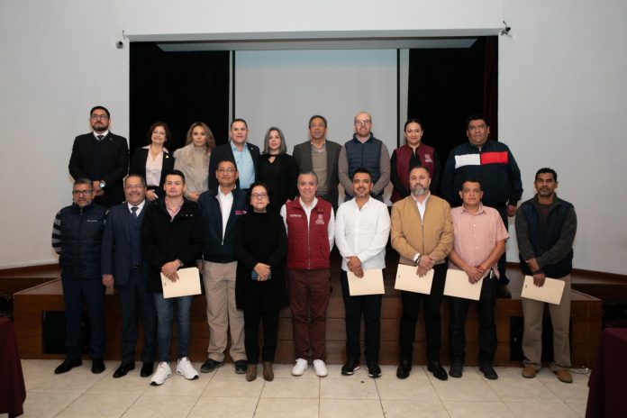 Pide Luis Navarro a organismos gubernamentales armonizar su contabilidad