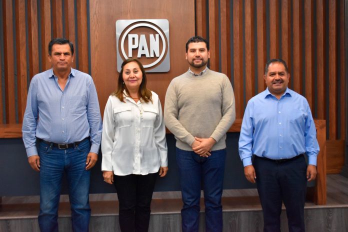 PAN y PRD presentan candidatura común para impulsar a Alfonso Martínez en la reelección de Morelia PAN y PRD presentan candidatura común para impulsar a Alfonso Martínez en la reelección de Morelia