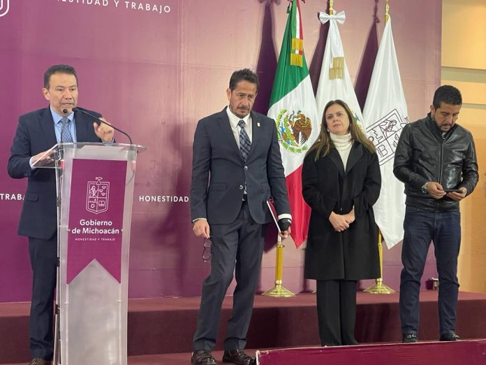 Turistas y visitantes se sienten seguros en sitios turísticos de Michoacán: Roberto Monroy