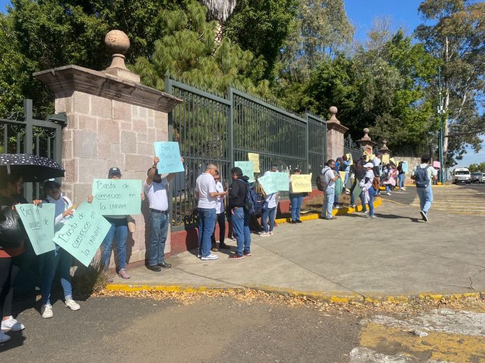 Denuncian sindicalizados, irregularidades en la expedición y pago de títulos en la UNIVIM