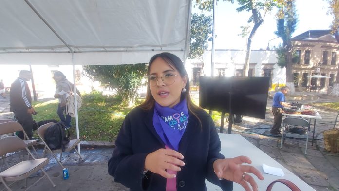 Mujeres jóvenes buscan proponer agenda feminista a Claudia Sheinbaum