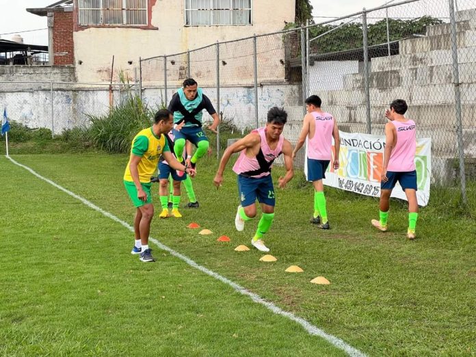 Peribán listo para recibir la Liga Premier
