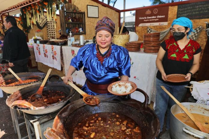 Cocineras tradicionales de Michoacán son nominadas al Premio a la Gastronomía Nacional