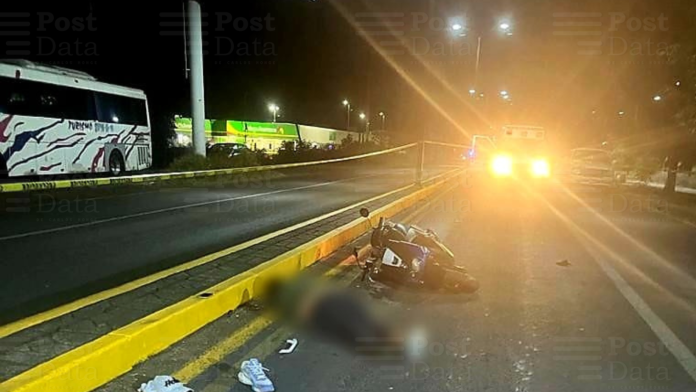 Muere comerciante reyense al derrapar su motocicleta