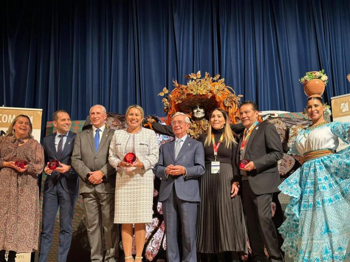 Cocineras tradicionales de Michoacán conquistan Premios Excelencias Gourmet