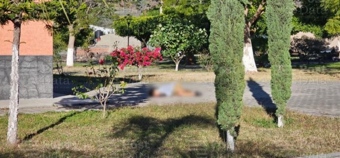 Asesinan a un joven en la plaza de Chaparaco