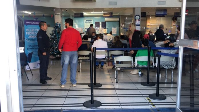 Trabajadores sindicalizados levantan plantón de las oficinas centrales del OOAPAS