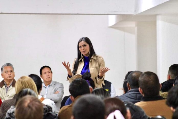 Se reúne Araceli Saucedo Reyes con la estructura del PRD en Morelia