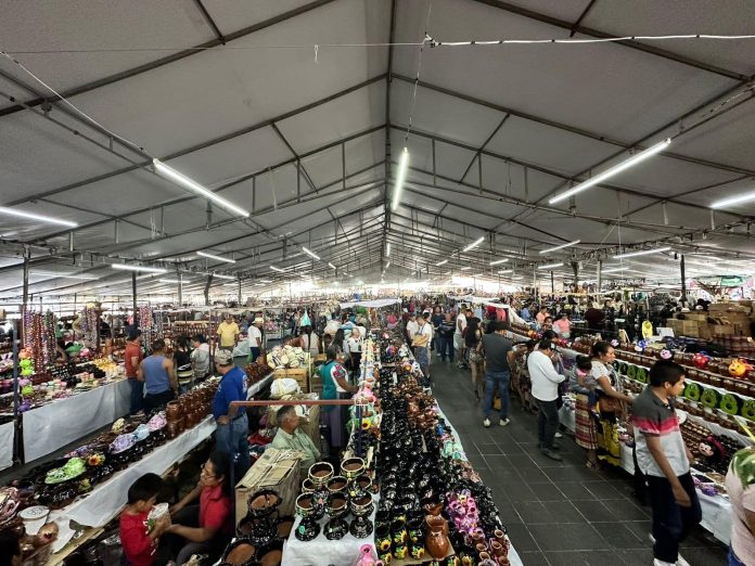 Anuncian el Tianguis y Concurso Artesanal de Domingo de Ramos en Uruapan