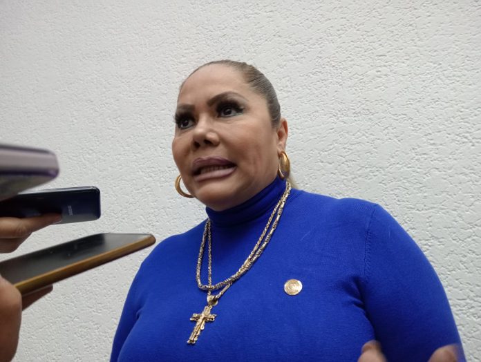 Denuncia diputada Margarita López cuatro fosas clandestinas más en Tacámbaro