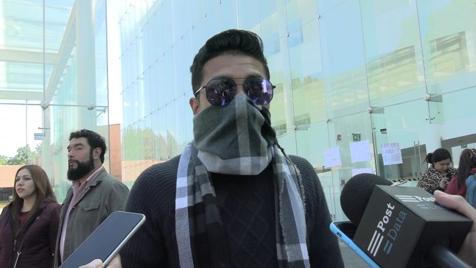 Sheinbaum nos dio largas, señalan Normalistas tras manifestarse en evento de Morena