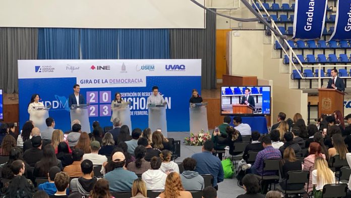 Michoacán, el sexto del país con menor desarrollo democrático de México Michoacán, el sexto del país con menor desarrollo democrático de México