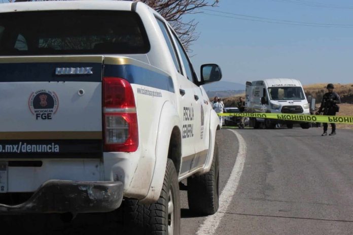 Hallan a hombre asesinado y maniatado en la región de Cuitzeo
