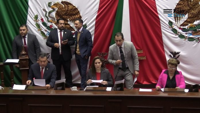 Recibe Congreso de Michoacán, cuatro solicitudes de licencia de ediles y dos de diputados