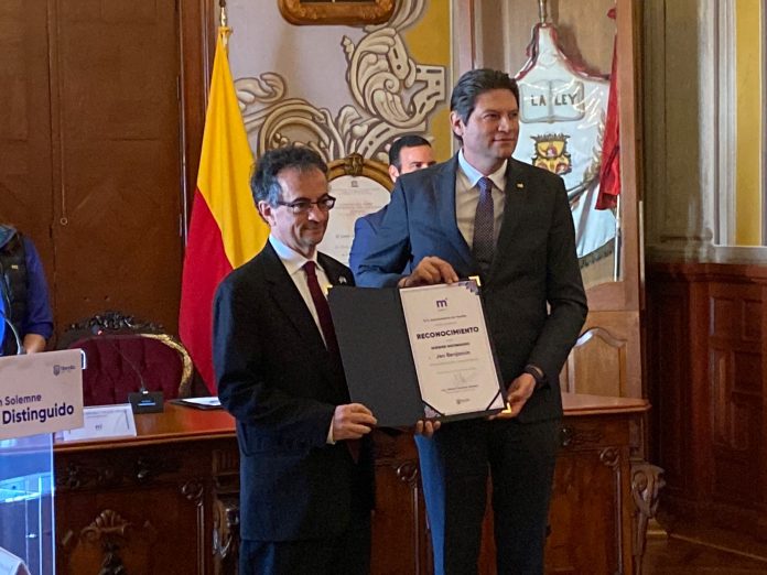 Recibe embajador de Reino Unido, nombramiento como huésped distinguido de Morelia