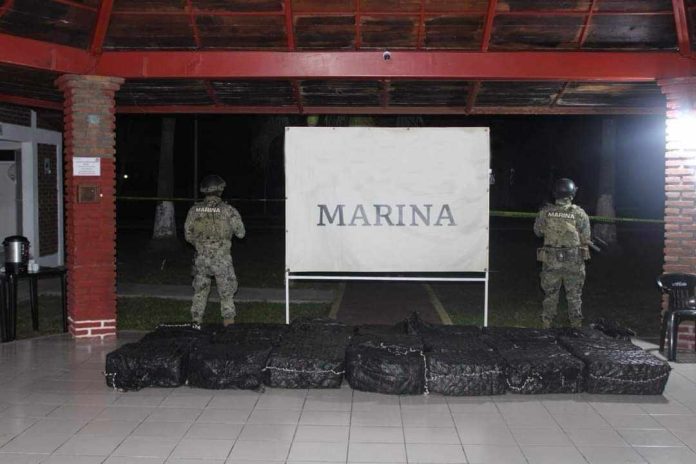 Marina asegura más de 8mdp en cocaína de embarcación contrabandista, en LC Marina asegura más de 8mdp en cocaína de embarcación contrabandista, en LC