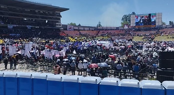 ‘Mera grilla’, que Sheinbaum no haya llenado el estadio Morelos: Morena