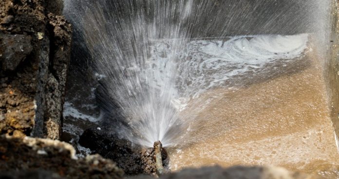 Hasta el 30% del agua en Morelia se desperdicia por fugas: OOAPAS