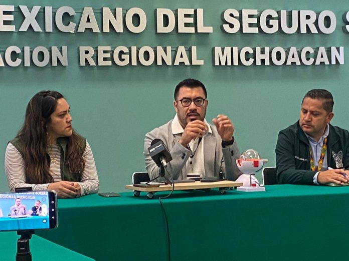 Ver de manera directa el eclipse podría provocar daños irreversibles al ojo: IMSS