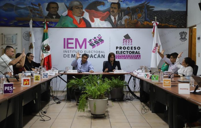 Rechaza IEM candidaturas de 26 hombres que no ratificaron su postulación como mujeres
