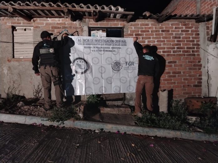 En cateo aseguran artefactos explosivos, un Barret y municiones, en Zinapécuaro En cateo aseguran artefactos explosivos, un Barret y municiones, en Zinapécuaro