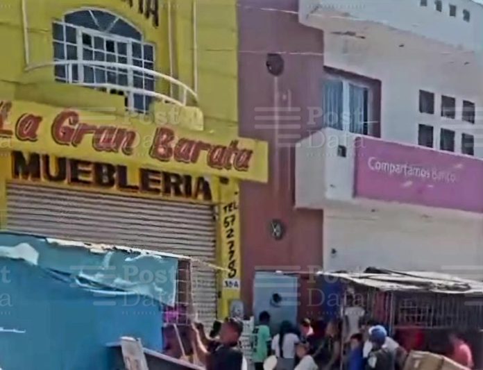 Un muerto y un herido tras agresión a balazos en mueblería de Apatzingán Un muerto y un herido tras agresión a balazos en mueblería de Apatzingán