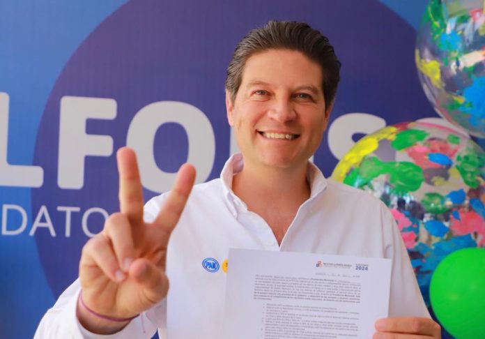 Alfonso Martínez compromete multiplicar las obras y servicios a favor de la niñez de Morelia