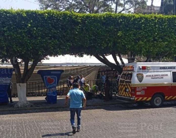 Bolero muere de un aparente infarto, en el Centro de Uruapan