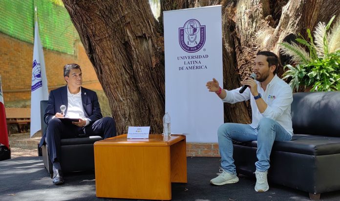 En foro universitario, presenta Beto Lucatero propuestas clave para impulsar la inclusión y el desarrollo