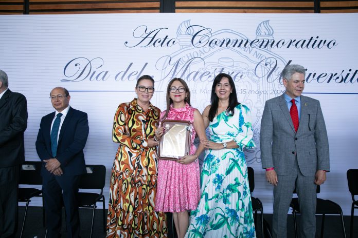 Rectora convoca a docentes a sembrar la semilla de la esperanza en la comunidad estudiantil