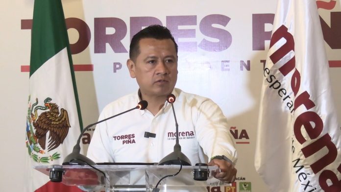 Promete Carlos Torres Piña regularizar 50 colonias en Morelia Promete Carlos Torres Piña regularizar 50 colonias en Morelia