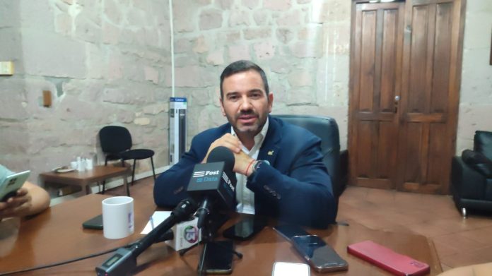 Que el gobernador pida licencia y se dedique a las campañas de sus candidatos: Yankel Benítez