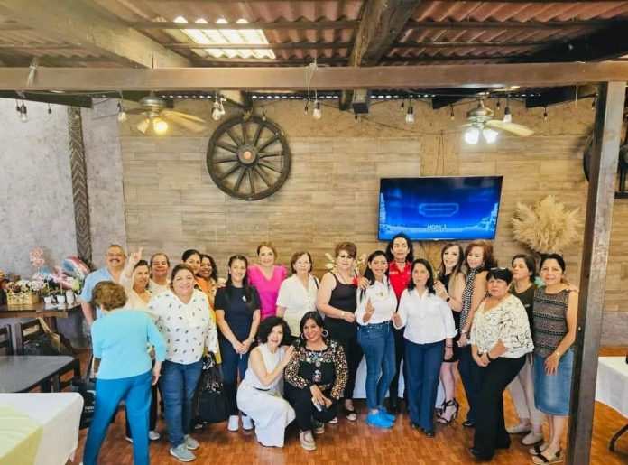 En Uruapan, el voto será en contra de quienes dan abrazos a los criminales: Araceli Saucedo