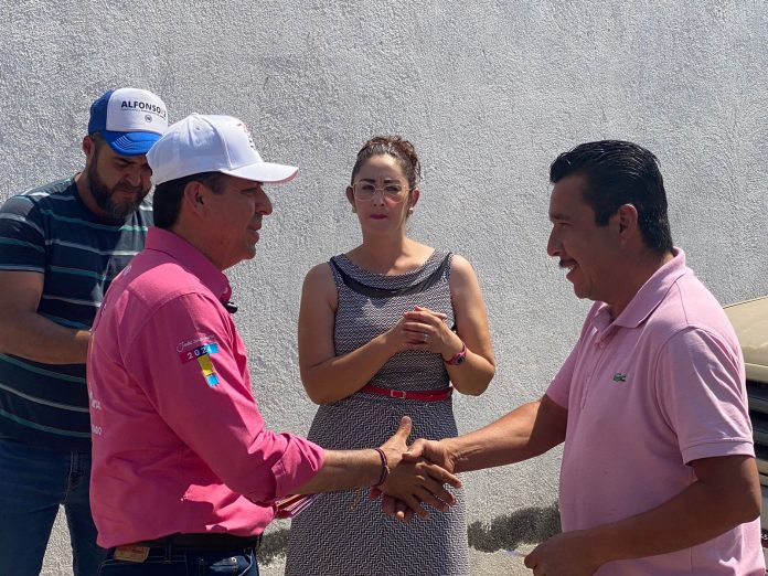 Ofrece Antonio García llevar sus demandas al Congreso de Michoacán