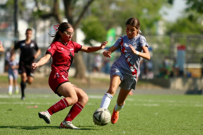 Histórico pase a semifinales de la selección michoacana de fútbol femenil Histórico pase a semifinales de la selección michoacana de fútbol femenil