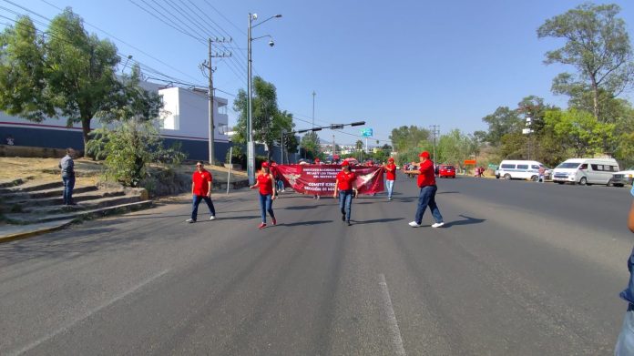Marchan en Morelia, trabajadores de salud de expresiones sindicales nuevas Marchan en Morelia, trabajadores de salud de expresiones sindicales nuevas