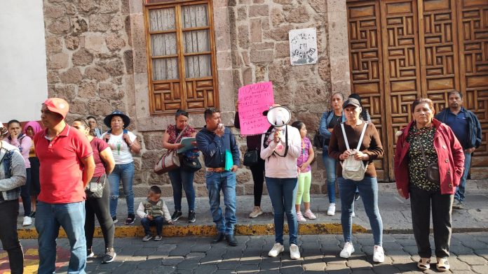 Con protesta y cierres viales, exigieron la destitución del jefe de tenencia de San Miguel del Monte