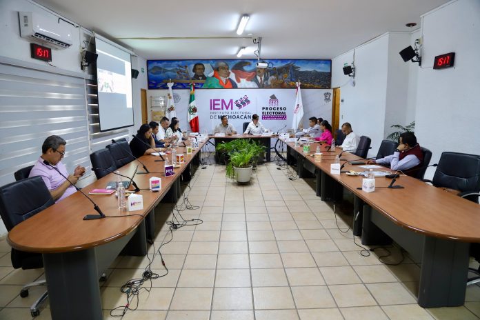 Logran acuerdo para integrar un solo Consejo Ciudadano de Nahuatzen Logran acuerdo para integrar un solo Consejo Ciudadano de Nahuatzen