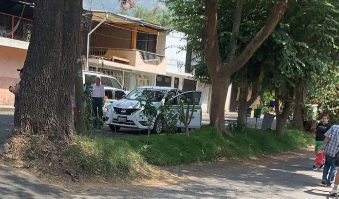 Asesinan a taxista en el Fraccionamiento Arroyo del Páramo, Uruapan