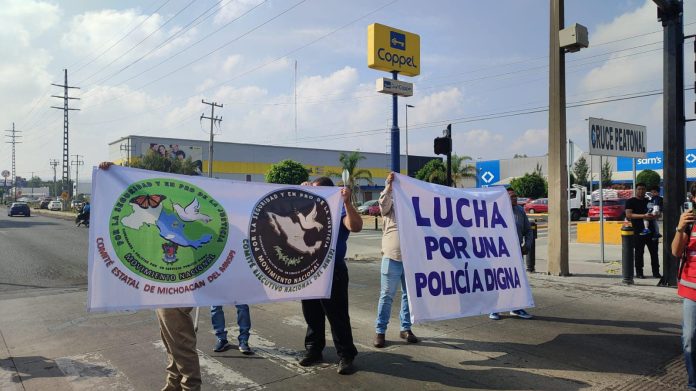 Policías estatales reactivan bloqueo en Morelia, Uruapan y la comunidad de Aranza